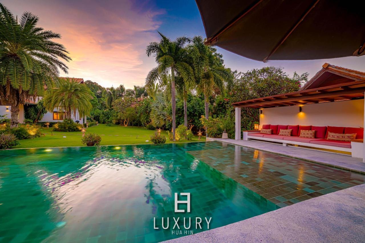 5 Bedroom Bali Style Mansion Wl2 HHQ Exterior foto